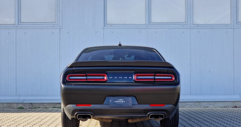 Dodge Challenger cena 259900 przebieg: 58500, rok produkcji 2019 z Chełmno małe 497